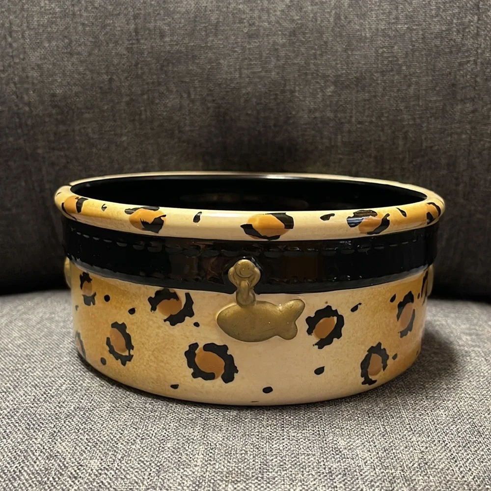 Lillian Vernon Animal Print Belt Buckle Pet Bowls